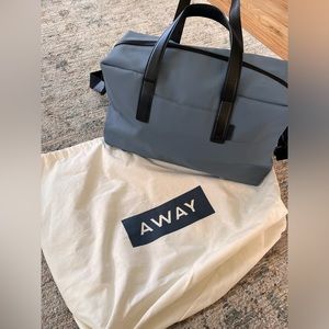 AWAY Everywhere Tote- Coast Blue